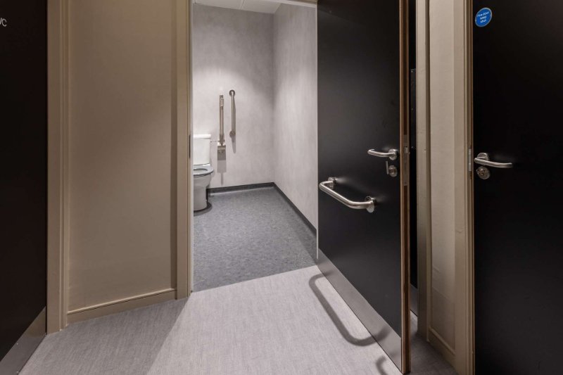 Material-Source-Glasgow-Altro-Illustra-Altro-Whiterock-wall-designs-01